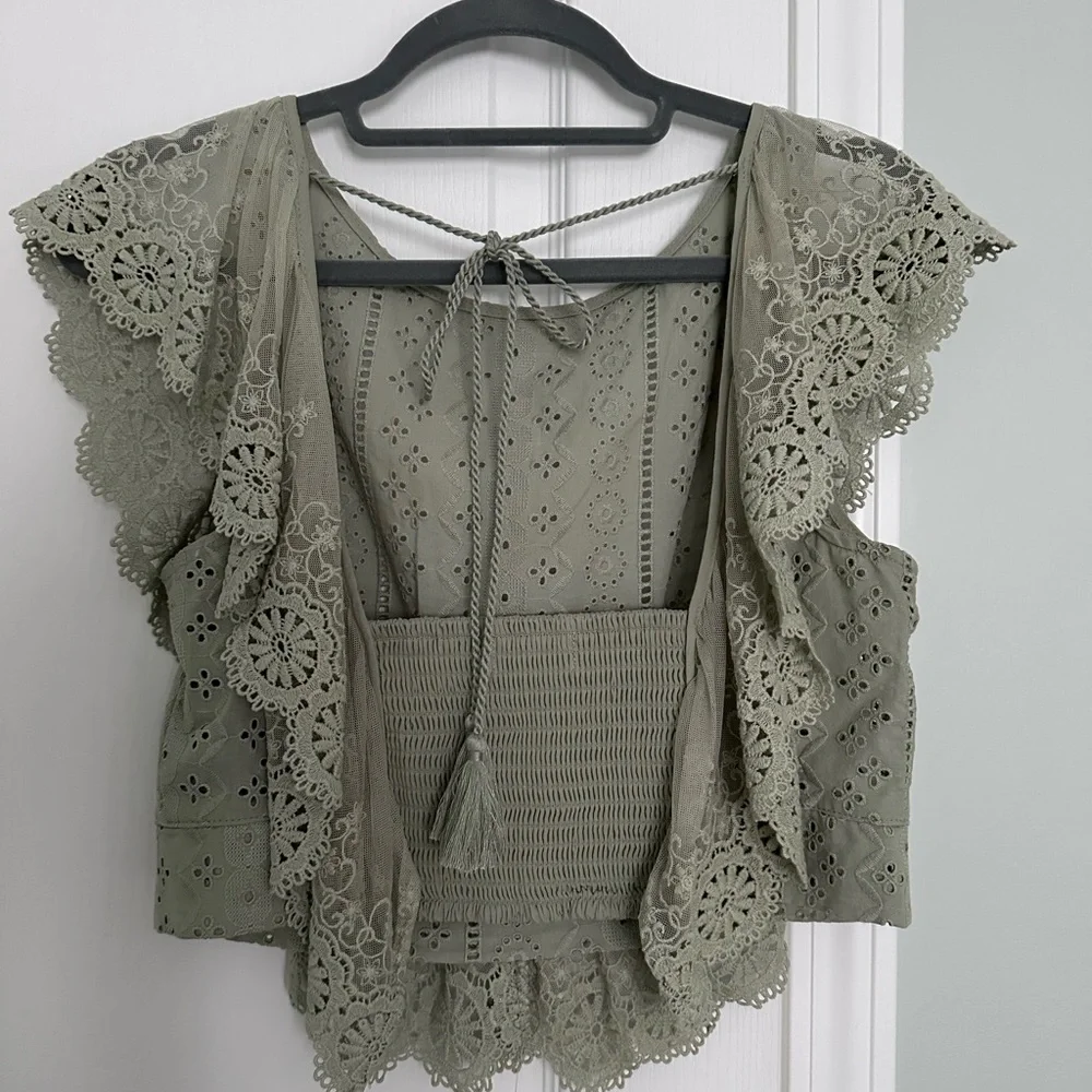 Altar’d State sage green top. Size SM. - Picture 3 of 3